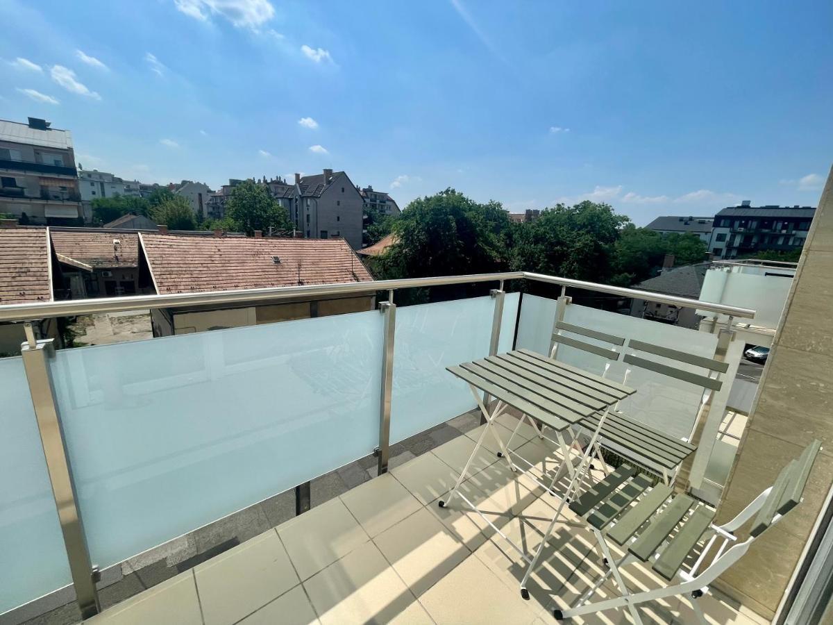 B146 Design Lux Apartments Budapest Luaran gambar