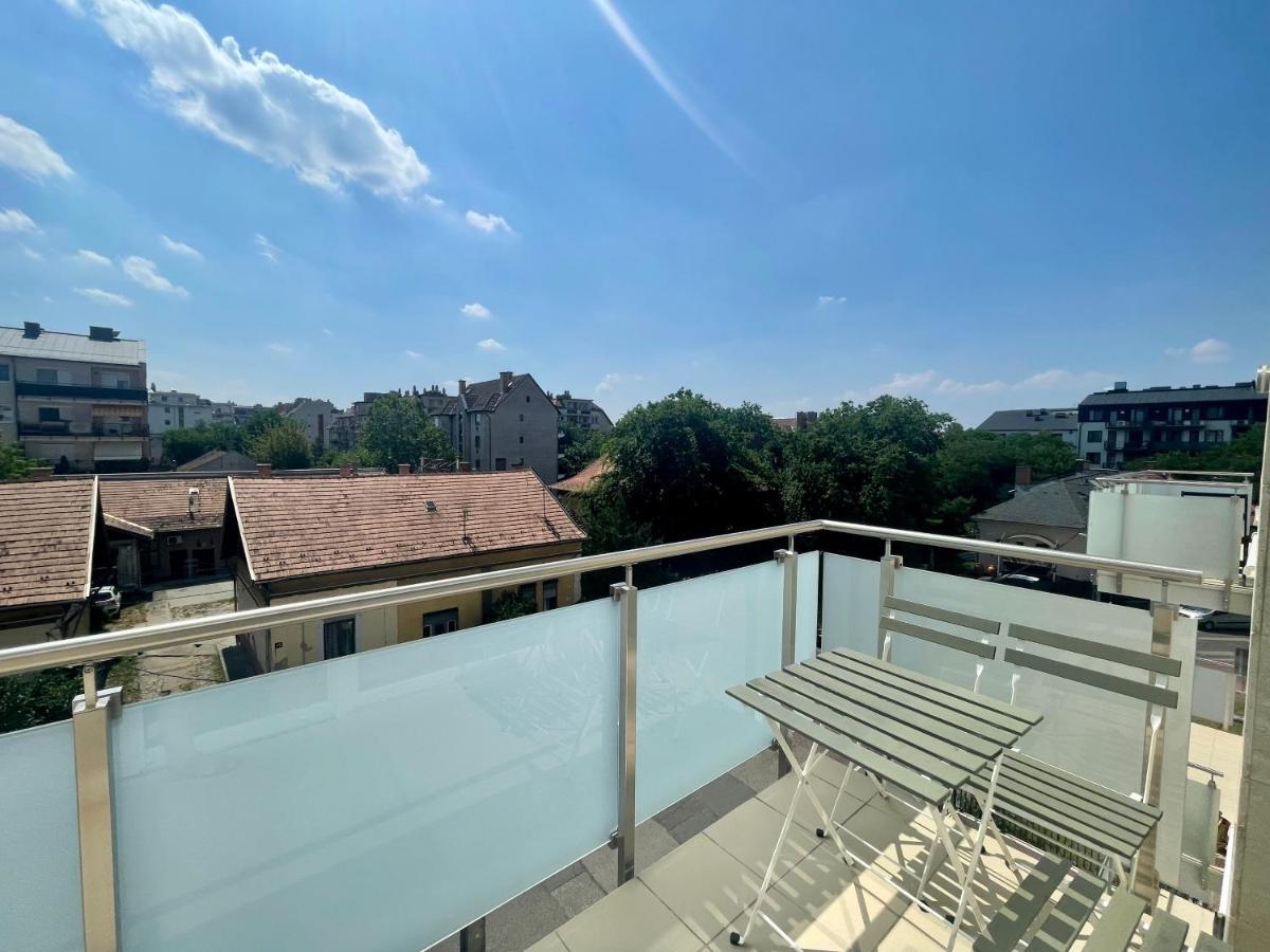 B146 Design Lux Apartments Budapest Luaran gambar